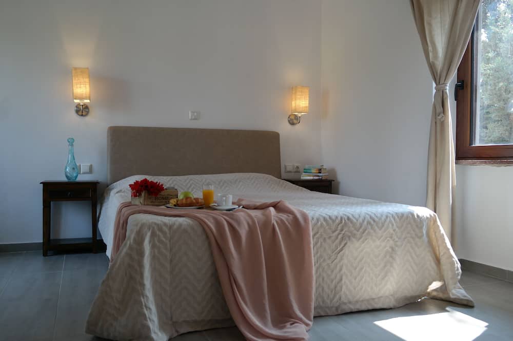 Photo of Bedroom in Mithimna