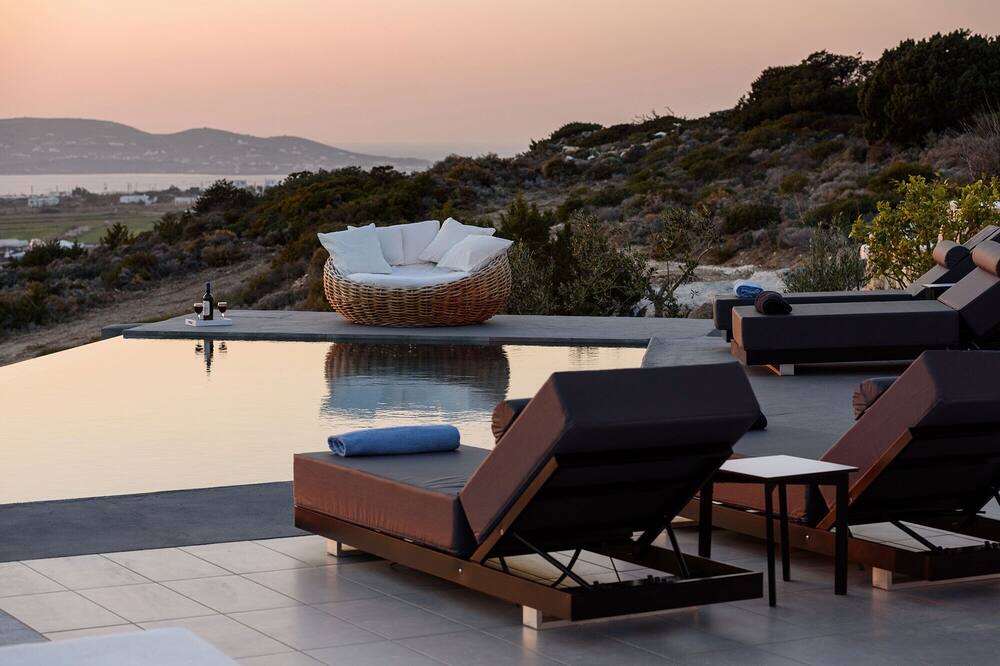 Photo of Outdoor in Aliki