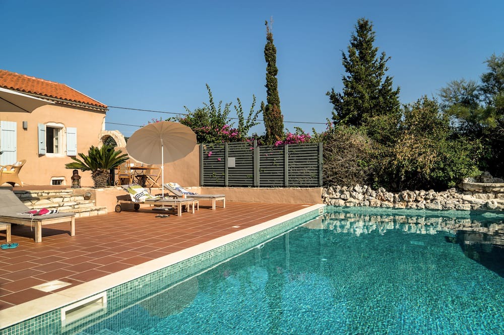 Photo of Outdoor in Erisos