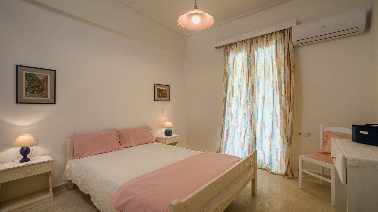 Photo of Bedroom in Akrotiri