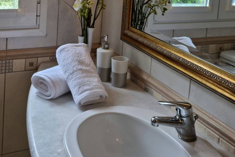Photo of Bathroom in Vlachatika