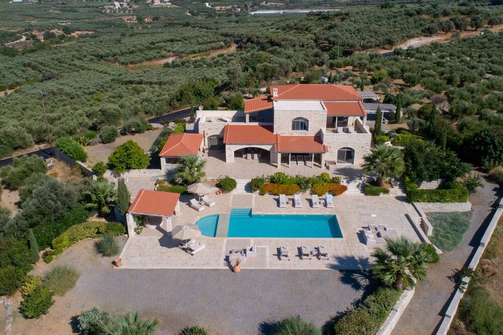Photo of Outdoor in Asteri