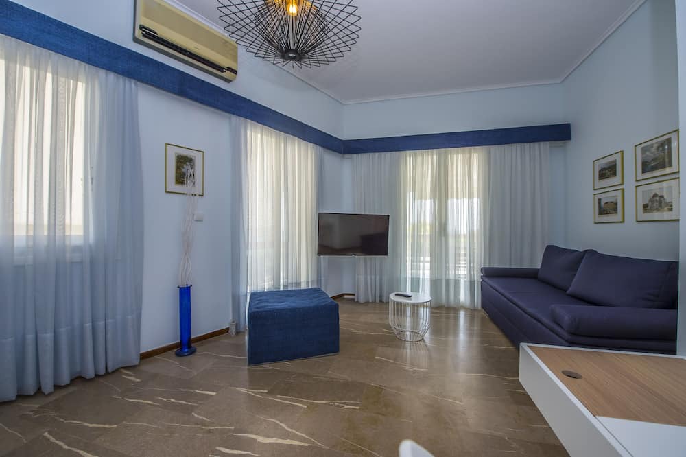 Photo of Livingroom in Varkiza