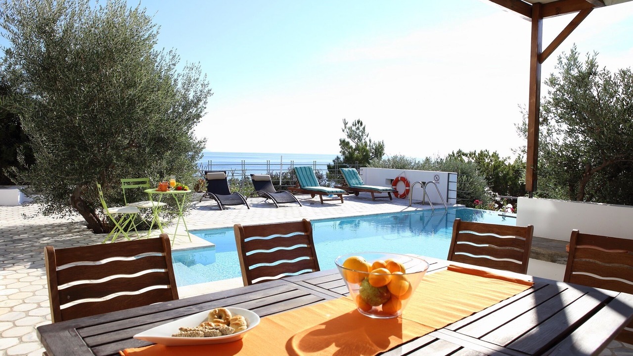 Photo of Outdoor in Achlia
