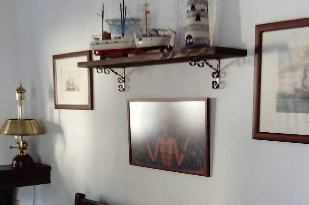 Photo of Livingroom in Theologos