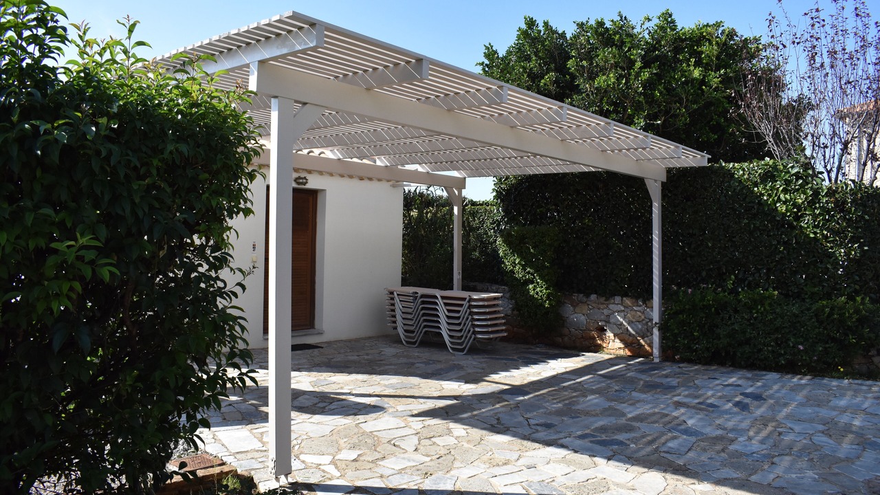 Photo of Outdoor in Lefktro