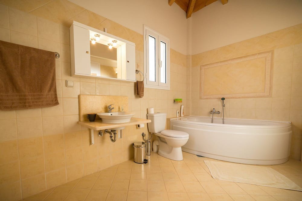 Photo of Bathroom in Spartia
