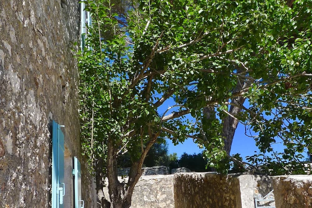 Photo of Outdoor in Tzamarelata
