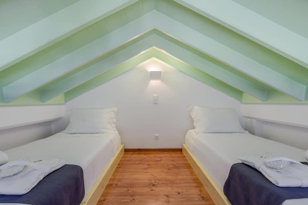 Photo of Others in Pedi