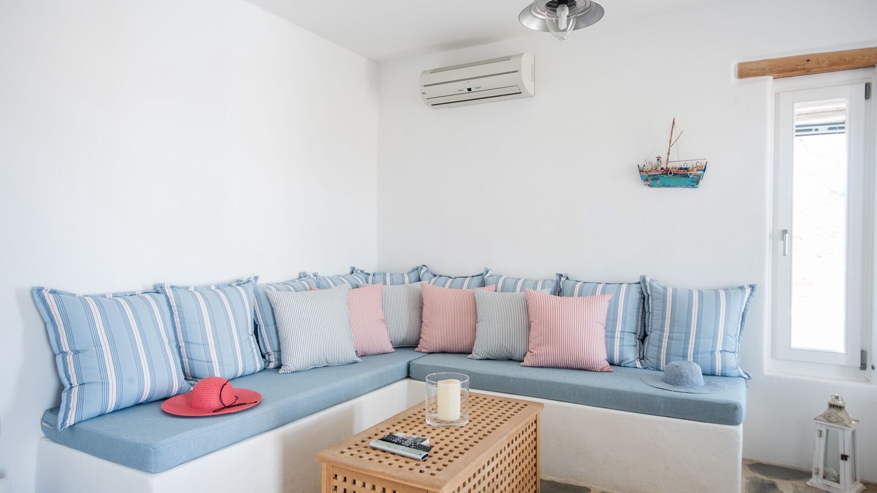 Photo of Livingroom in Parasporos