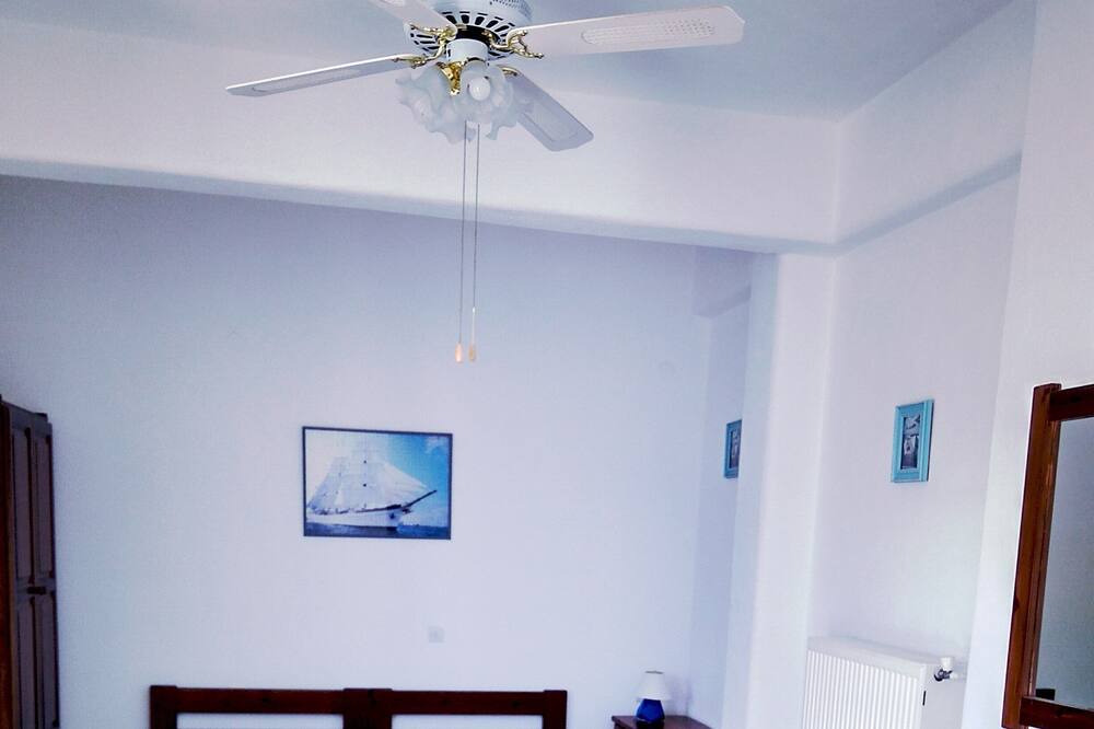 Photo of Bedroom in Aliki