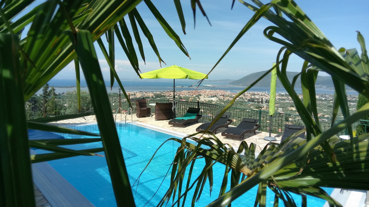 Photo of Outdoor in Apolpaina