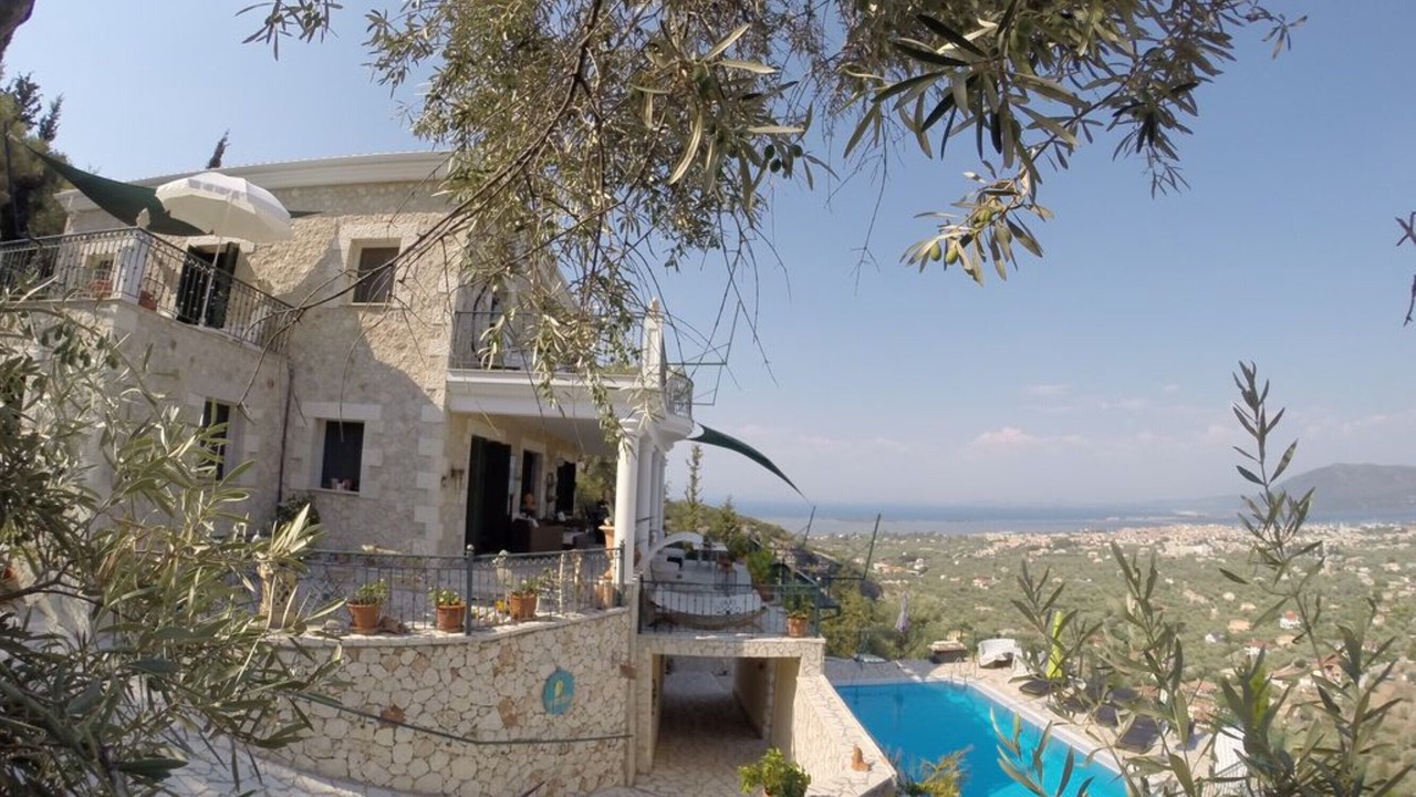 Photo of Outdoor in Apolpaina