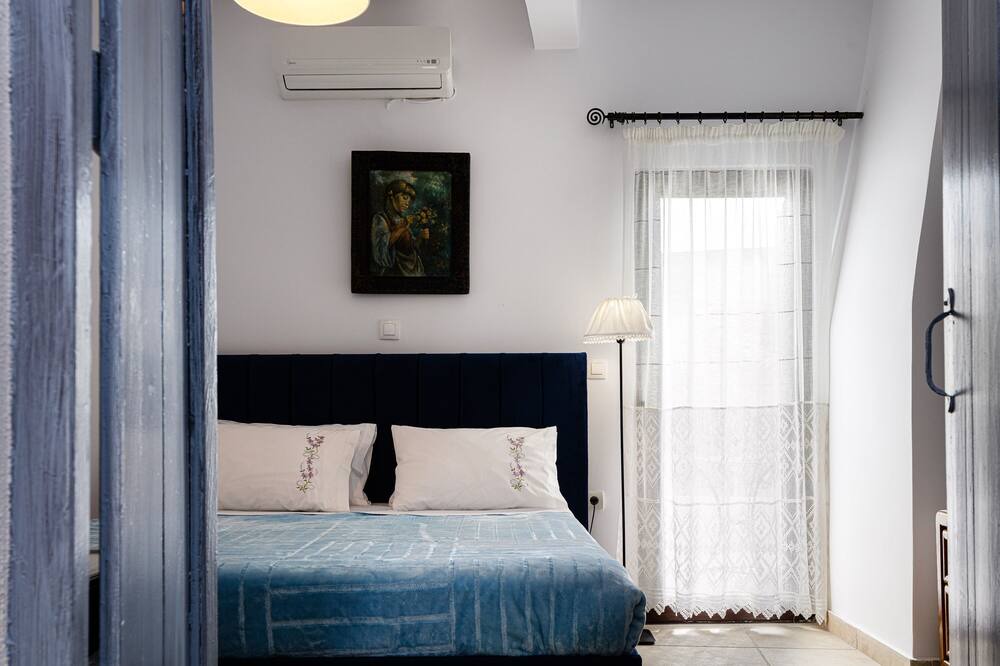 Photo of Bedroom in Chromonastiri