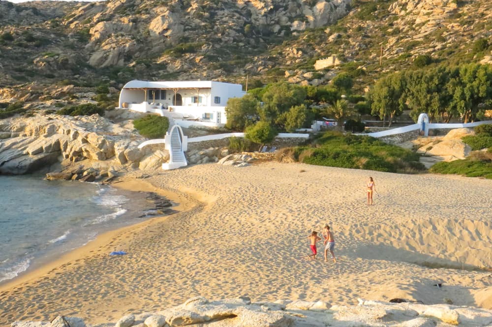 Photo of Others in Milopotas