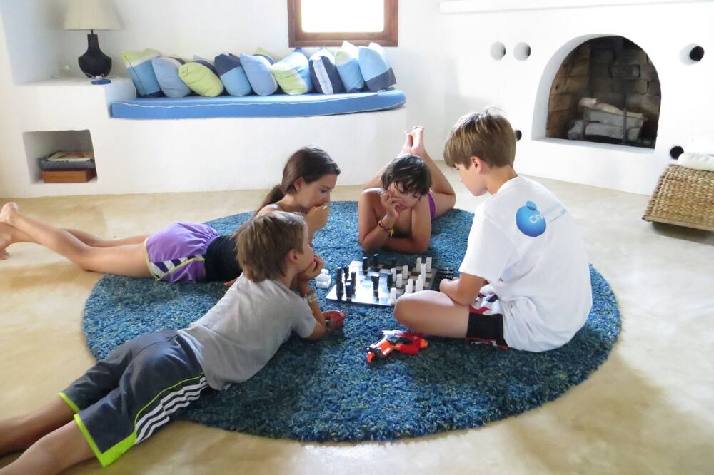 Photo of Others in Milopotas