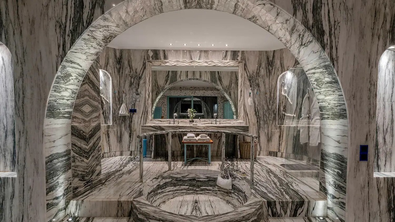 Photo of Bathroom in Milopotas