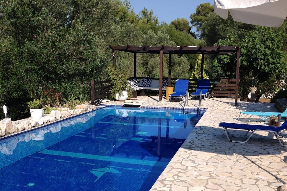 Photo of Outdoor in Leivathos