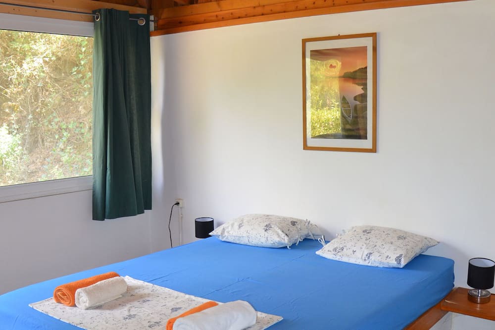 Photo of Bedroom in Leivathos