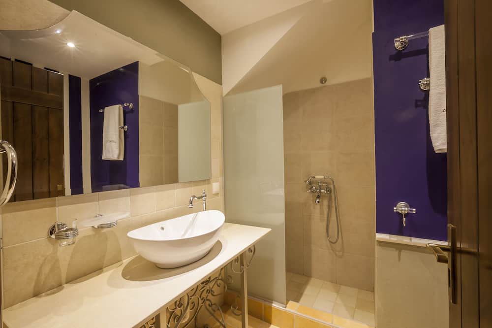 Photo of Bathroom in Paradhisos