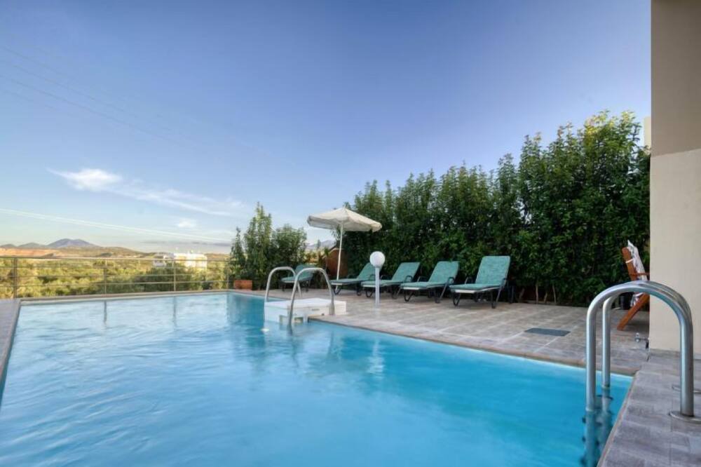Photo of Outdoor in Stavromenos