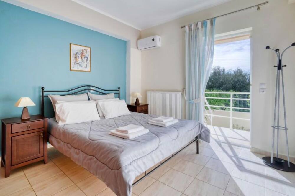 Photo of Bedroom in Stavromenos