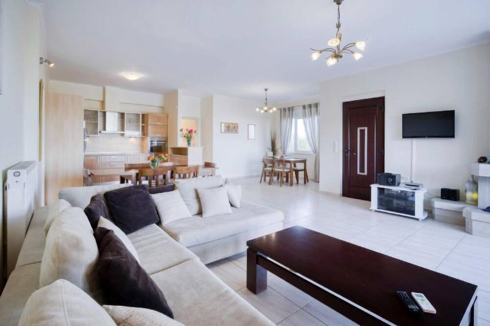 Photo of Livingroom in Stavromenos