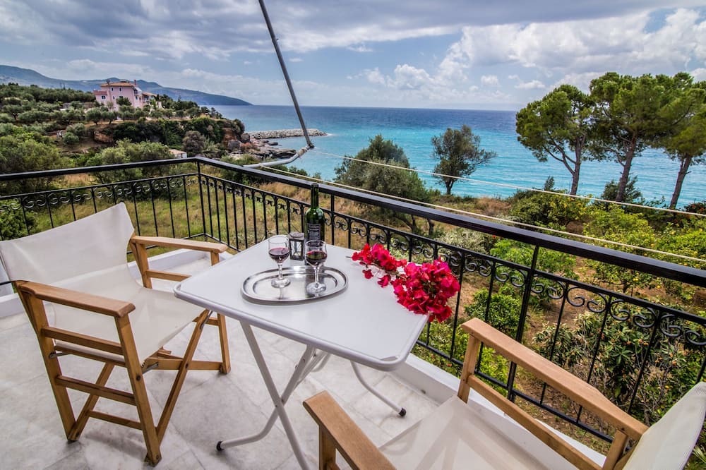 Photo of Patio Balcony in Avia
