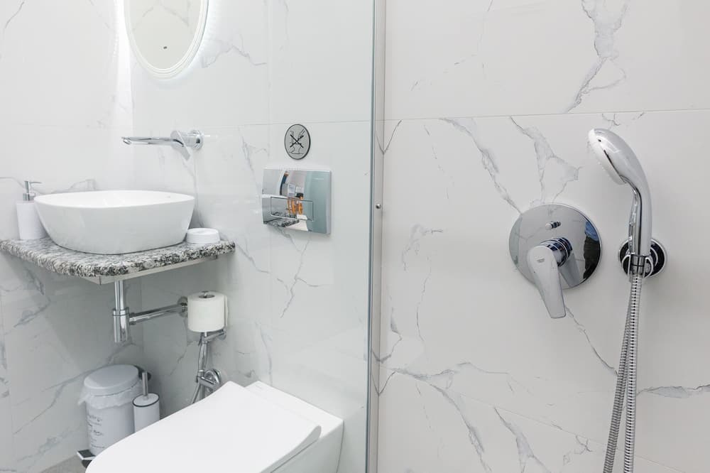 Photo of Bathroom in Avia