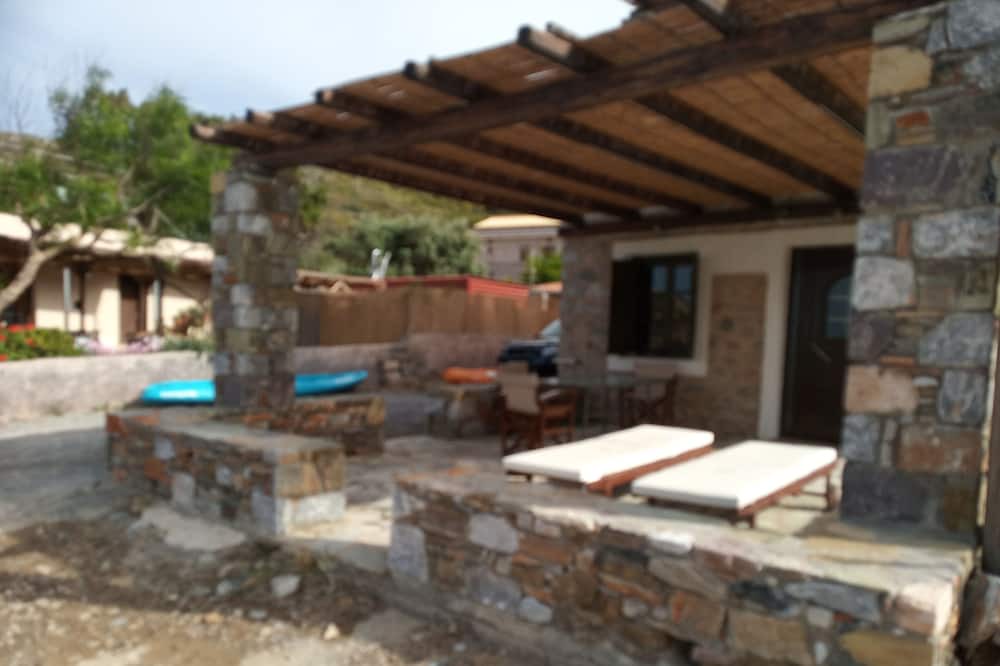 Photo of Outdoor in Omales