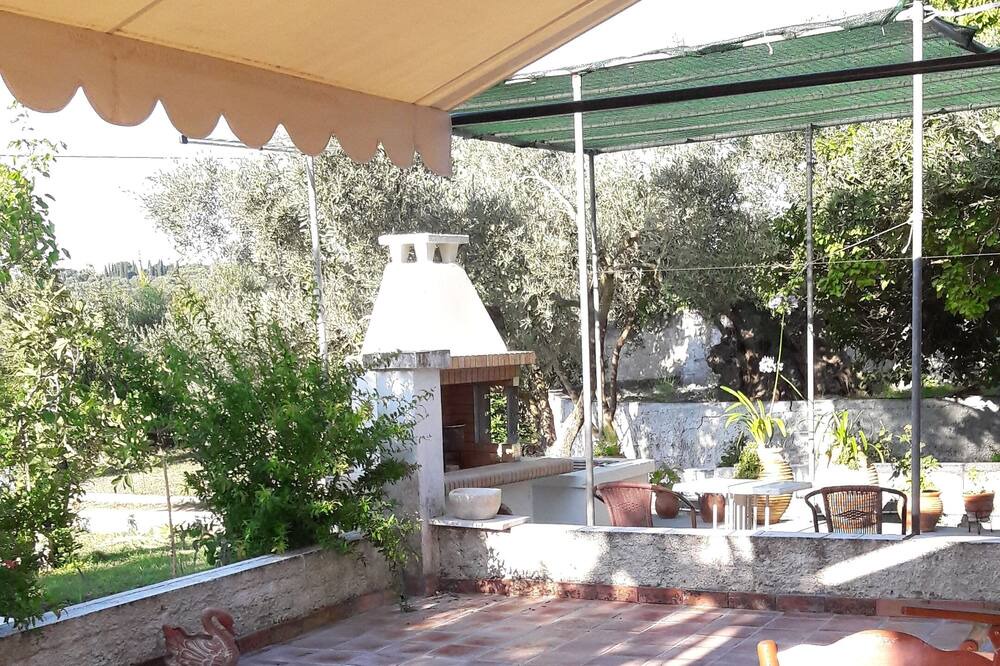 Photo of Patio Balcony in Leivathos