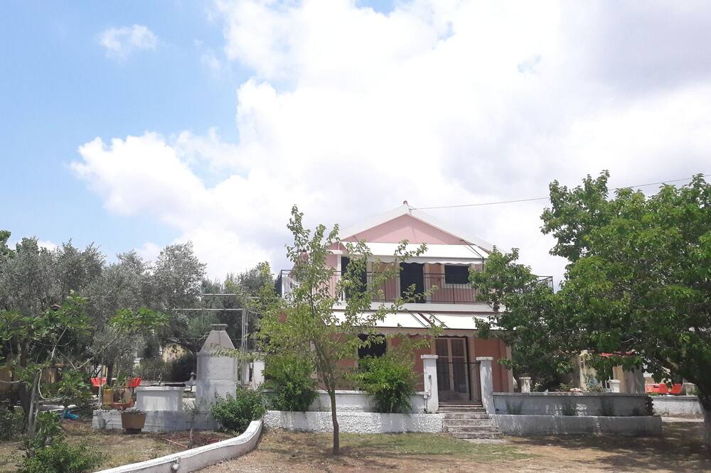 Photo of Outdoor in Leivathos