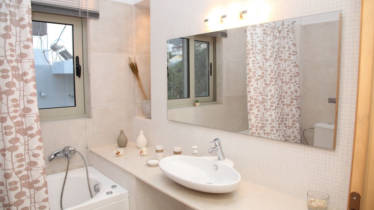 Photo of Bathroom in Achlia