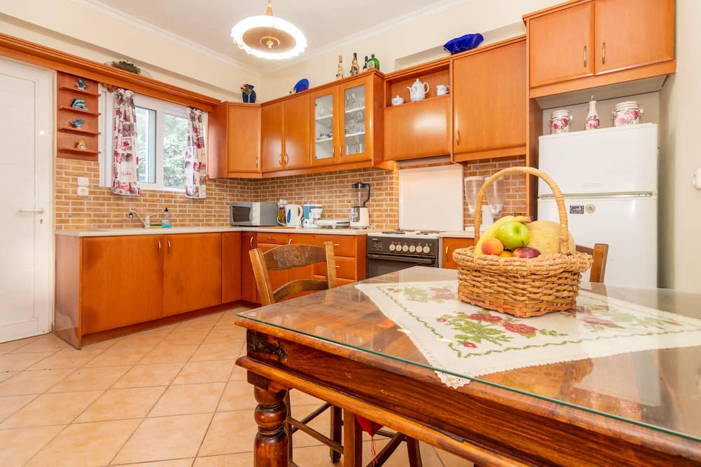 Photo of Kitchen in Patsos
