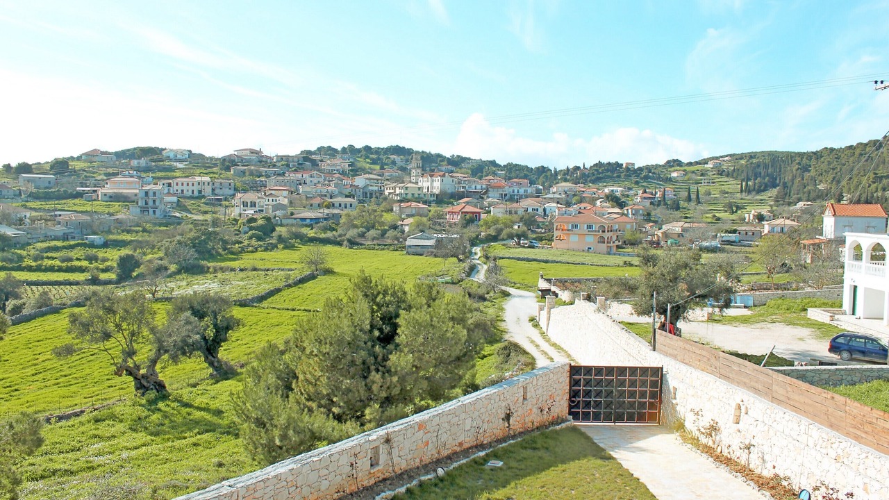 Photo of Outdoor in Koiliomenos