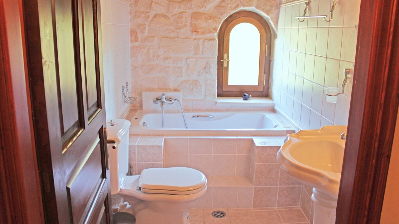 Photo of Bathroom in Koiliomenos