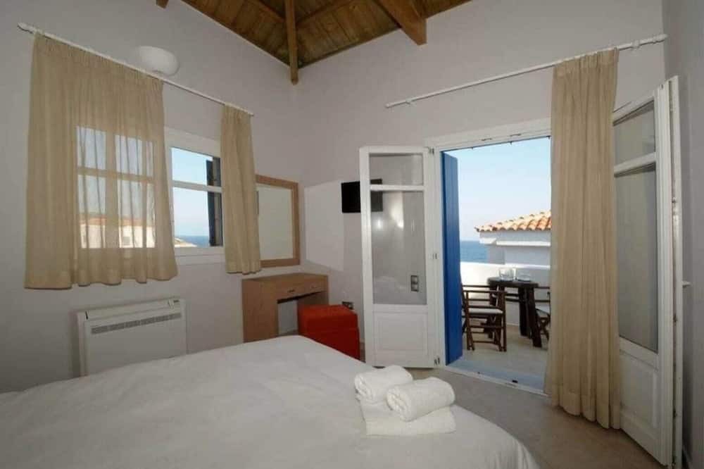 Photo of Bedroom in Agia Pelagia