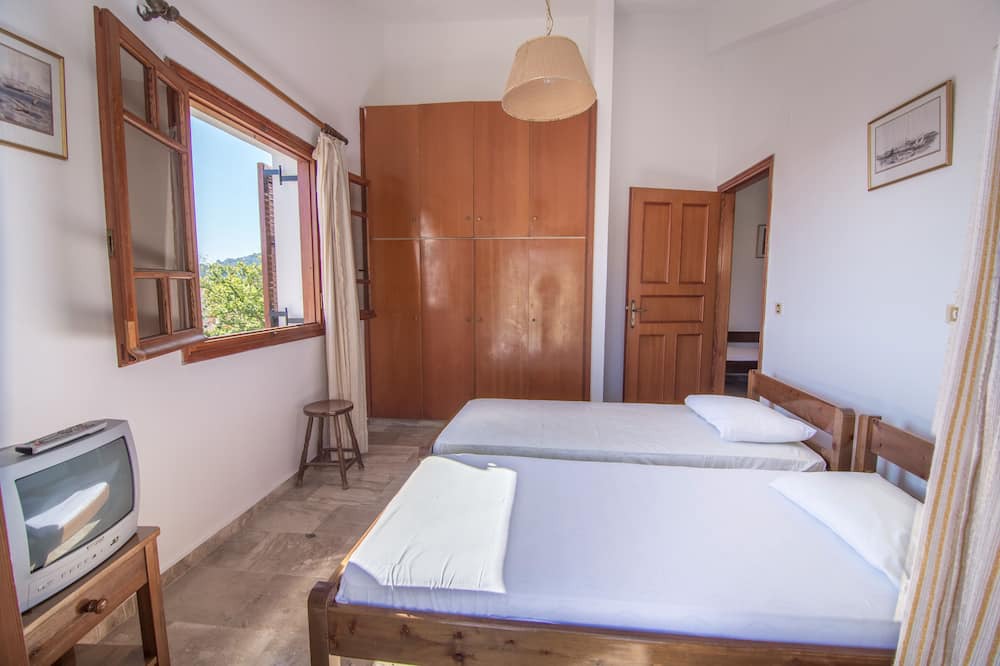 Photo of Bedroom in Poros