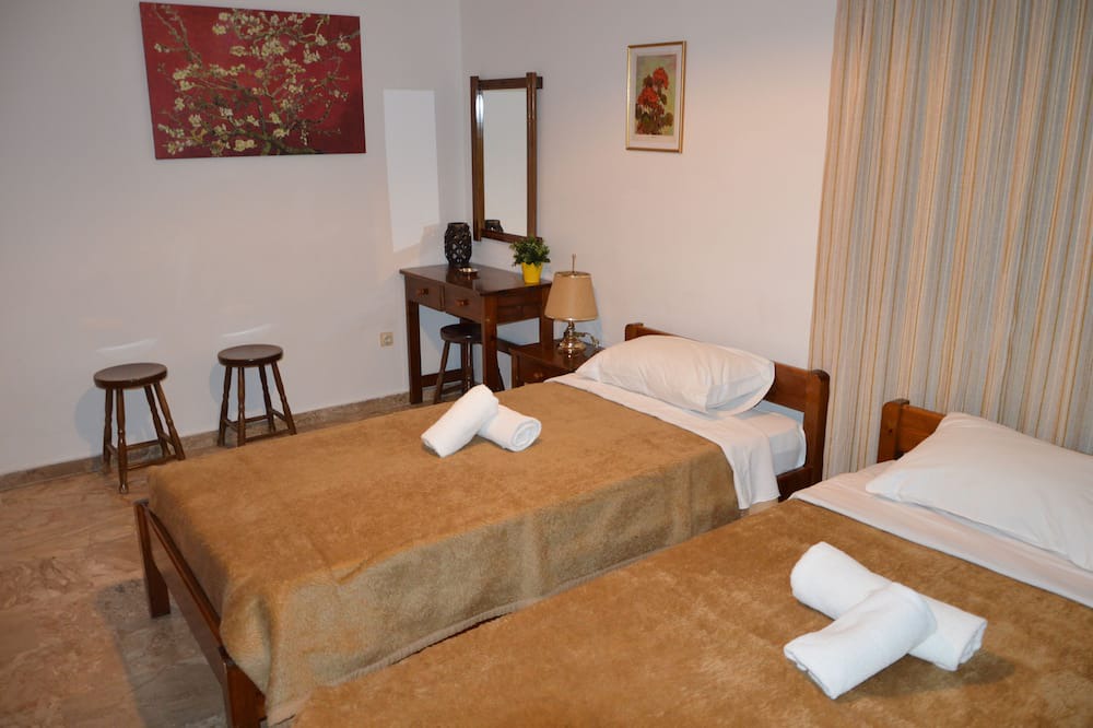 Photo of Bedroom in Poros