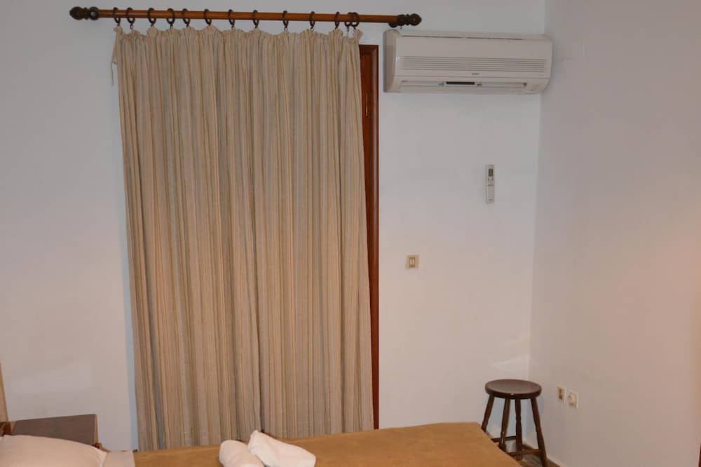 Photo of Bedroom in Poros