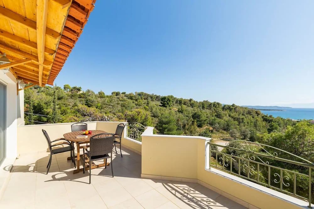 Photo of Patio Balcony in Kilada