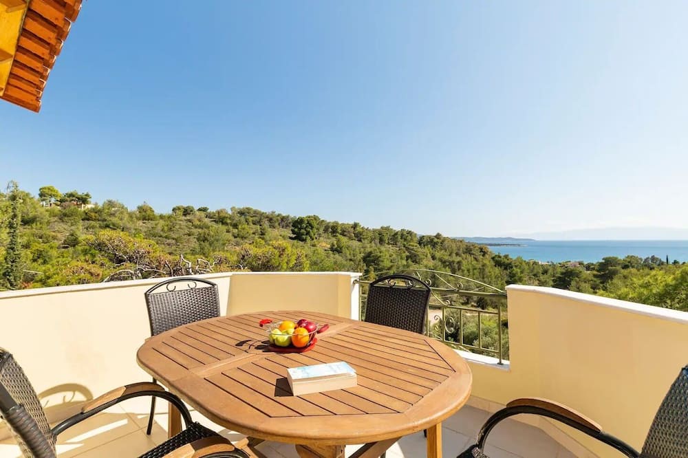 Photo of Patio Balcony in Kilada