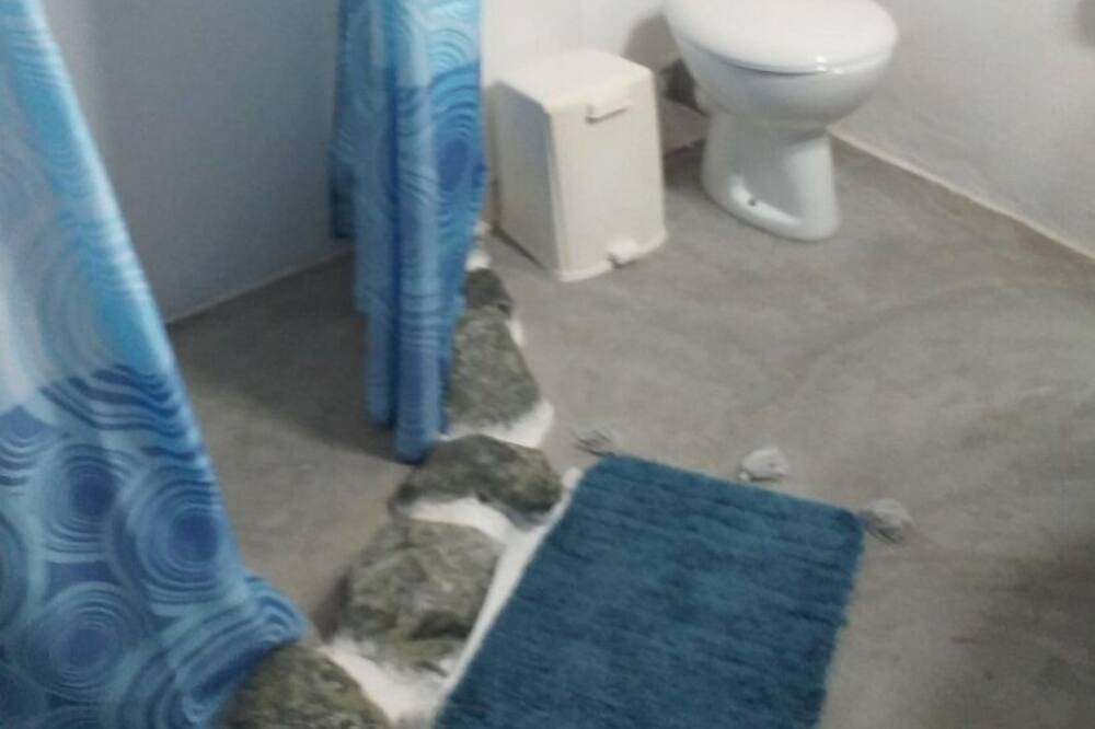 Photo of Bathroom in Kerames