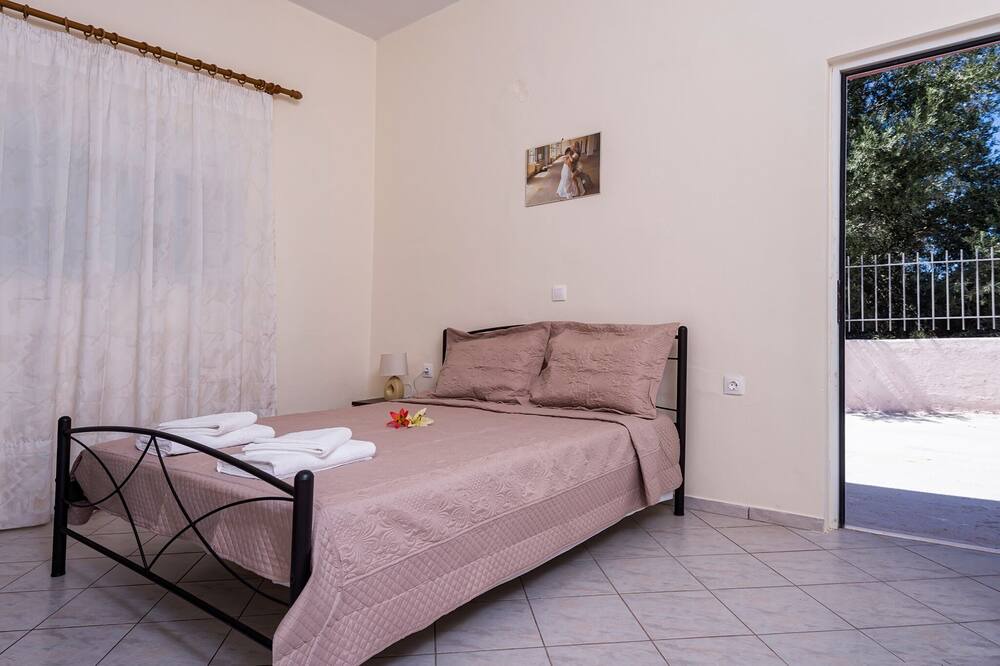 Photo of Bedroom in Sfinari