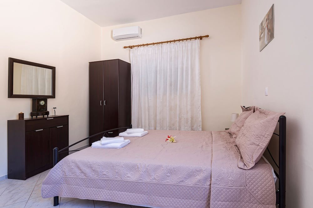 Photo of Bedroom in Sfinari
