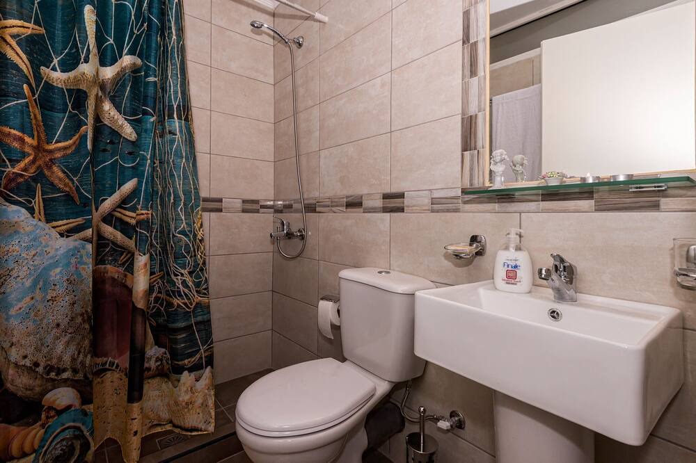 Photo of Bathroom in Sfinari