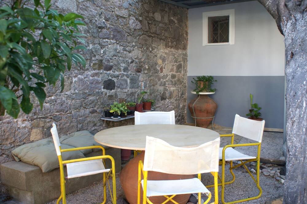 Photo of Patio Balcony in Skala Kallonis