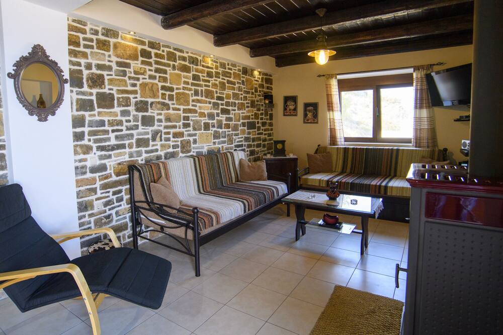 Photo of Livingroom in Anatoli