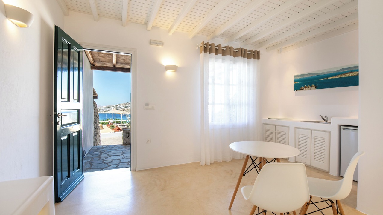 Photo of Bedroom in Platis Gialos