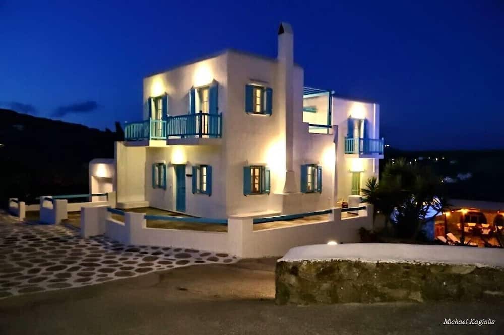 Photo of Outdoor in Plintri
